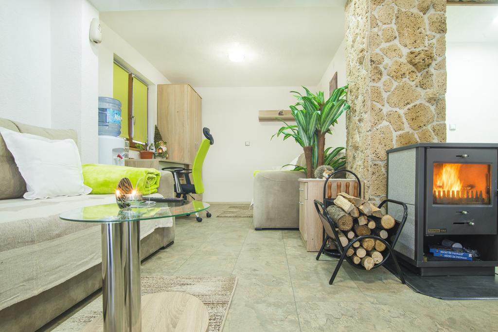 Moonriver Apartment Veljun Exterior photo