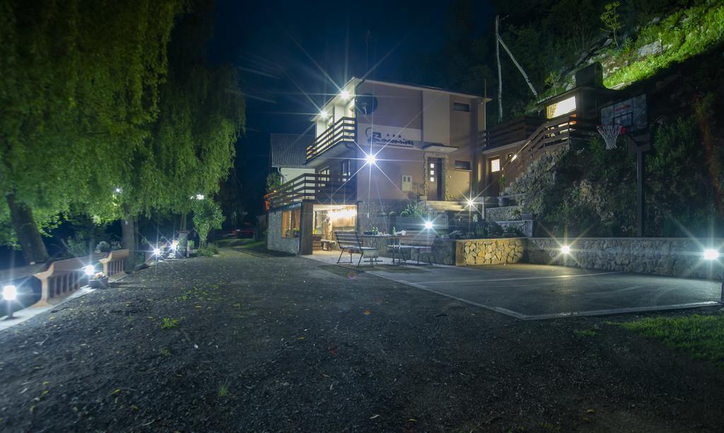 Moonriver Apartment Veljun Exterior photo